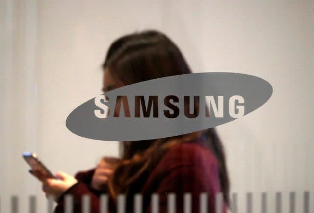 Samsung şirkəti biznesmenlər üşün smartfon istehsal edib