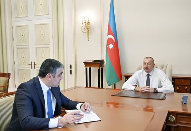 Dövlət başçısı: "Taksi sürücülərinin tibbi müayinədən keçməsi təşkil olunmalıdır"