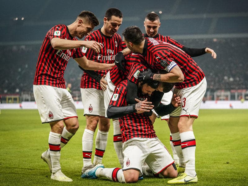 "Milan" mərhələni 3 qolla keçdi - VİDEO
