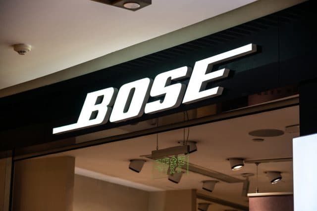 Onlayn-satışları “Bose”un pərakəndə mağazalarının sonuna çıxıb