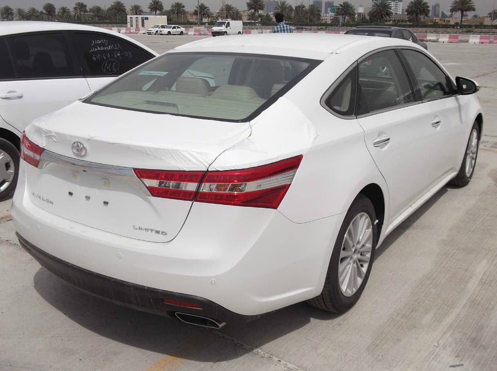 Qara bazarda "Toyota"ların QİYMƏTLƏRİ
