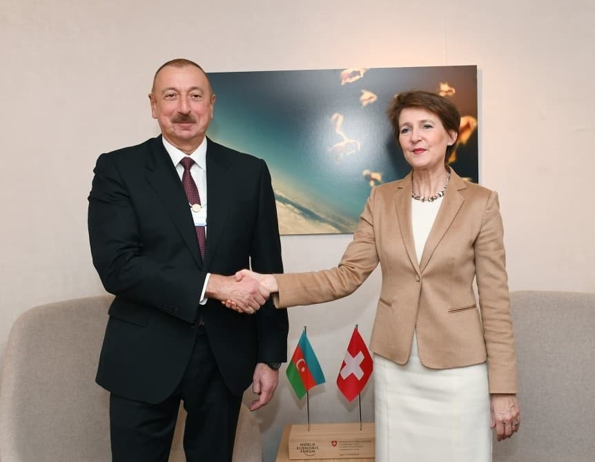 İlham Əliyev Davosda İsveçrə Prezidenti ilə görüşüb