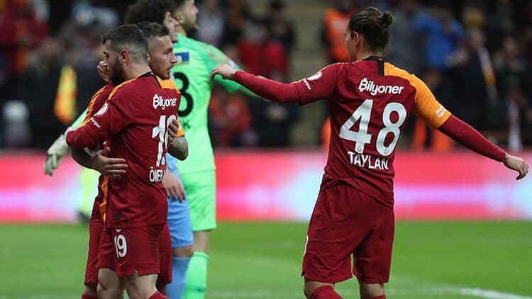 "Qalatasaray" Türkiyə kubokunda 1/4 finala yüksəlib