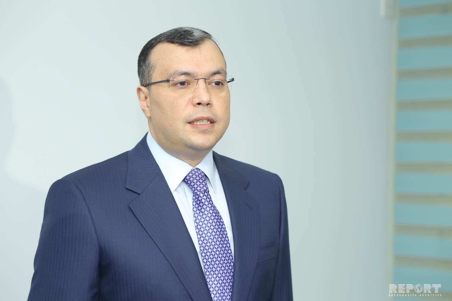 Sahil Babayev əmək bazarında yüksəlmək istəyən peşəkarlara dəvət ünvanlayıb