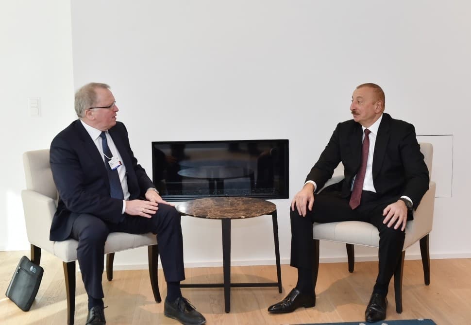 Prezident İlham Əliyev Davosda “Equinor” şirkətinin baş icraçı direktoru ilə görüşüb