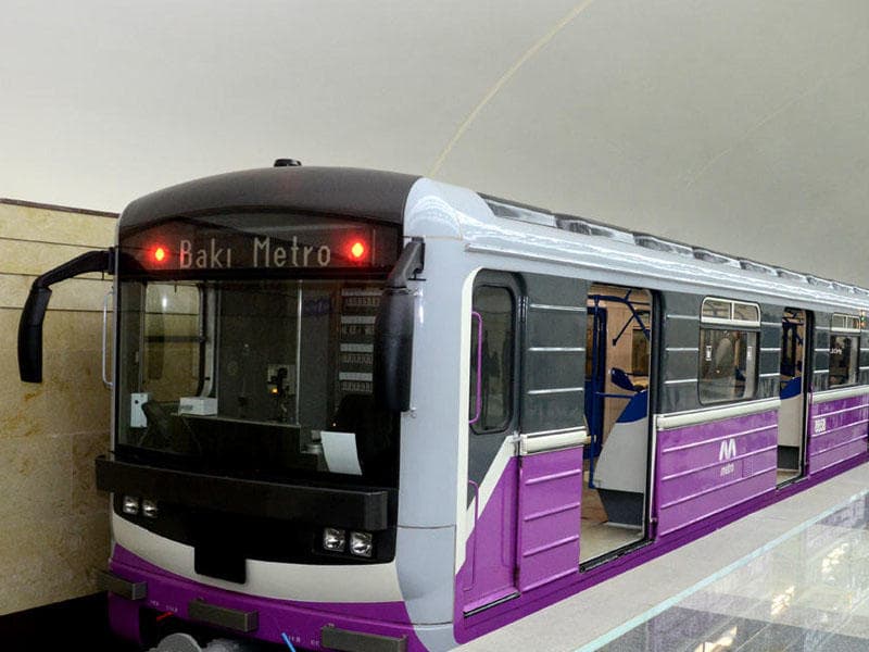 Bakı metropoliteni qatarların hərəkətində baş verən ləngiməyə aydınlıq gətirdi