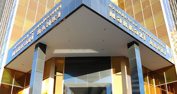 Depozit hərracında tələb təklifi 7 dəfə üstələyib