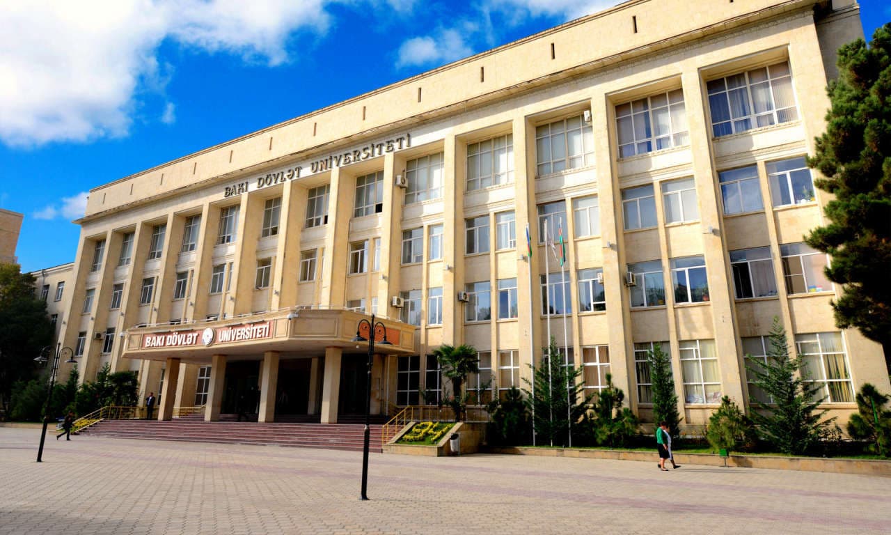 BDU-nun iki prorektoru və bir dekanı işdən çıxarılıb