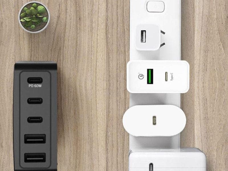 “Xiaomi” 5 cihaz üçün universal enerji doldurma qurğusunu təqdim edib