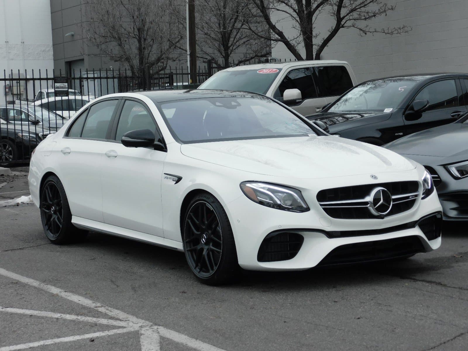 Yeni Mercedes-Benz E-63 modelinin internetdə fotosu yayıldı