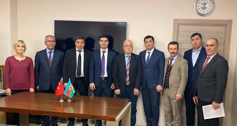 Azərbaycan və Türkiyə Dəmir Yolları arasında yeni razılaşma imzalanıb