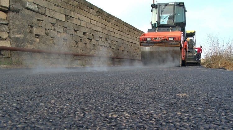 Ötən il bu rayonda uzunluğu 87 km olan 135 küçə və yol asfaltlanıb
