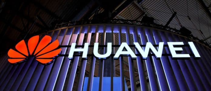 “Huawei” koronovirus yayılmış şəhərlərdəki müəssələrini bağlayır