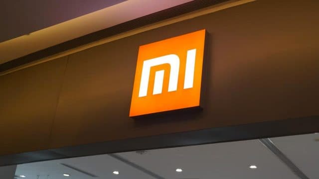 “Xiaomi” Çində pərakəndə satış mağazalarını bağlayıb