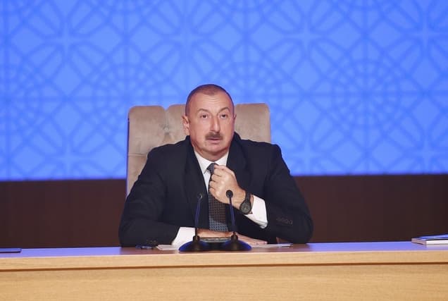 İlham Əliyev: “Kasıb təbəqə üçün nəzərdə tutulan iş yerlərinin pulunu mənimsəmək böyük vicdansızlıqdır