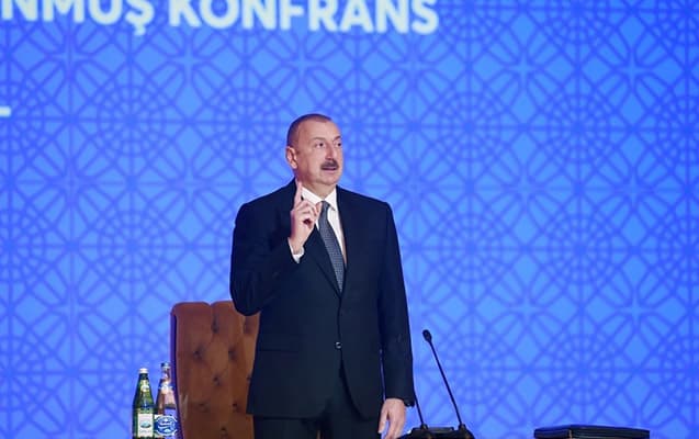 Prezident İlham Əliyev: “Heç bir toxunulmaz sahibkar yoxdur, heç bir toxunulmaz məmur da yoxdur...”