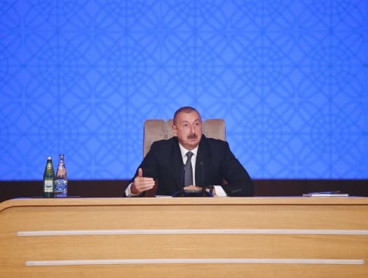 İlham Əliyeva: “Görəndəki haradasa iş başlayır, məmurlar cumur ora, pay tələb edir...”