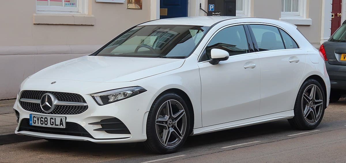 “Mercedes-Benz” 32 ədəd yeni model HAZIRLAYACAQ