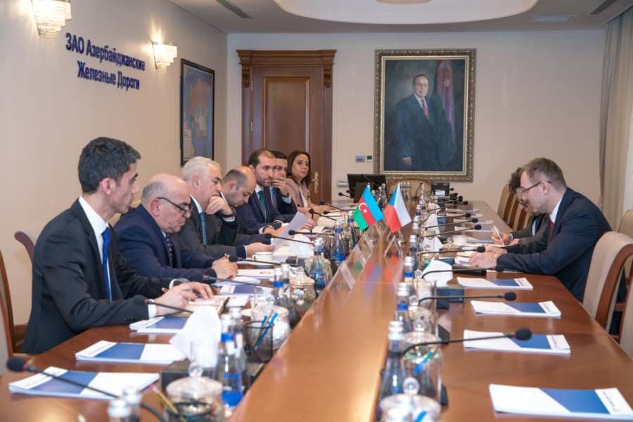 Çexiya şirkətləri Azərbaycana investisiya qoymağa çağırıldı