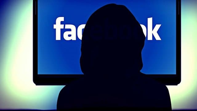 “Facebook” üz tanıma texnologiyasını istifadəyə verib