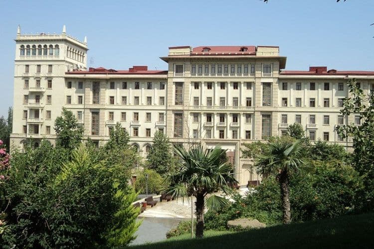 III ixtisas qrupunda 5 ixtisas ləğv edilib, 3 yeni ixtisas yaradılıb