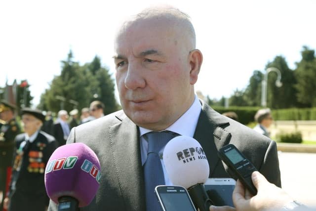 Elman Rüstəmov: “Yeni parlamentdən qanunvericiliyin təkmilləşdirilməsini gözləyirik”