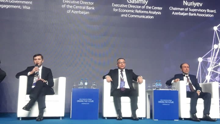 Fərid Osmanov: Kart vasitəsilə aparılan nağdsız ödənişlərin həcmi 14,8 milyarda çatmışdır