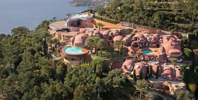 Pierre Cardin Avropanın ən bahalı villasını satışa çıxarıb