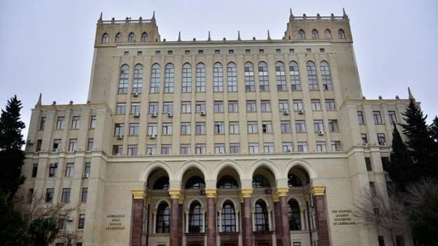 AMEA Mərkəzi Elmi Kitabxanasının direktoru işdən çıxarıldı