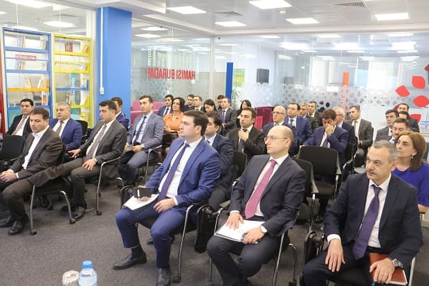 Özünüməşğulluq proqramının genişləndirilməsində  banklarla əməkdaşlıq məsələləri müzakirə olunub