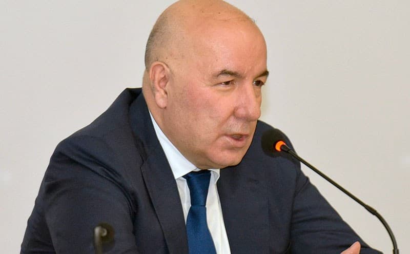 "Hələ ki, strateji valyuta ehtiyatlarından istifadə barədə düşünmürük"
