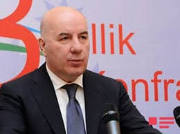 Elman Rüstəmov: Bu gün neft ucuzlaşsa da, hesab edirəm ki, qiymət Azərbaycan üçün təhlükəli deyil