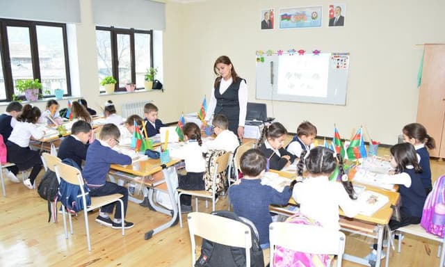 Məktəblərdə tədris ilinin müddətini Nazirlər Kabineti müəyyən edəcək