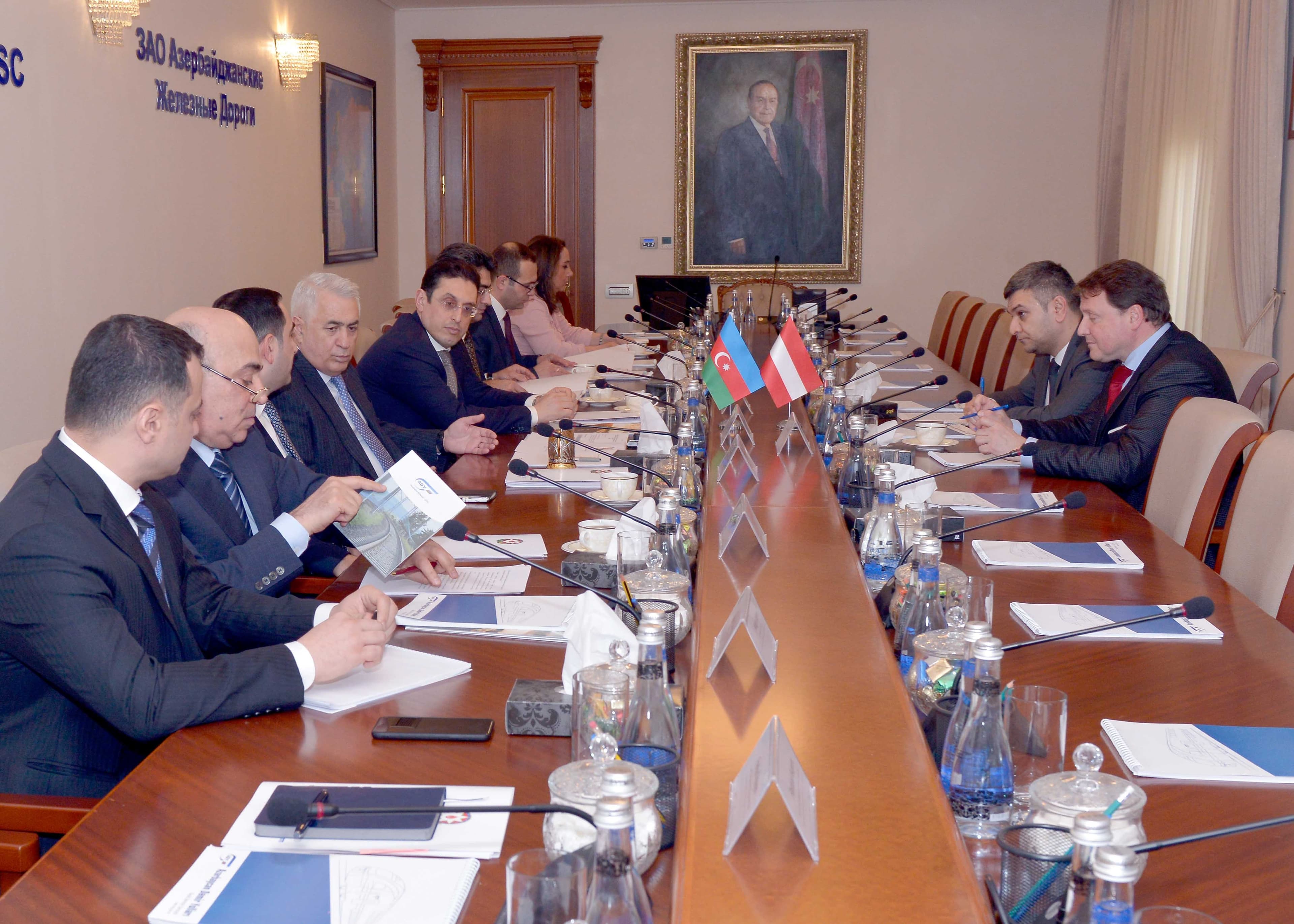 Avstriya şirkəti Azərbaycanın dəmir yollarından istifadə etmək istəyir