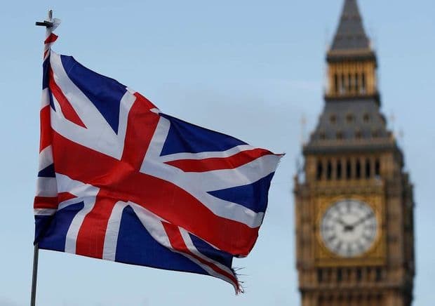 Böyük Britaniya 70 yaşdan yuxarı bütün vətəndaşlarını təcrid etməyi planlaşdırır