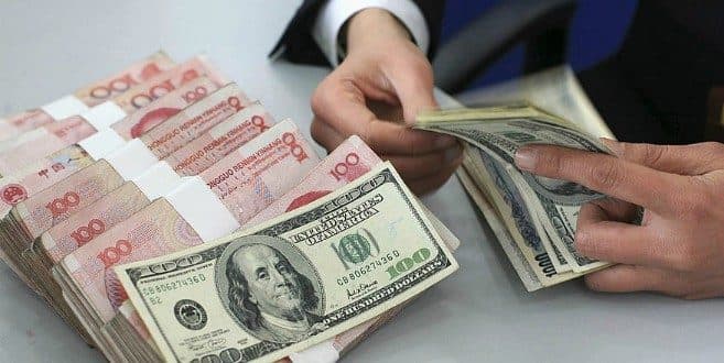 Gürcüstanda dollar 3 larini ötdü