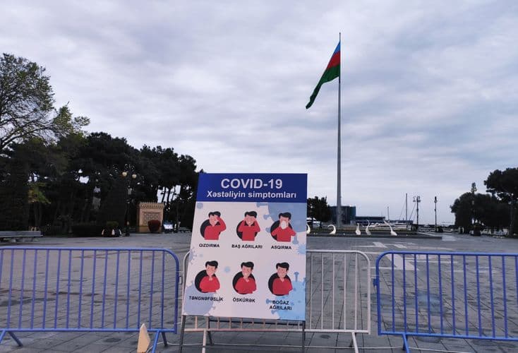Dənizkənarı Bulvar ərazisində xəbərdaredici lövhələr yerləşdirilib - FOTO