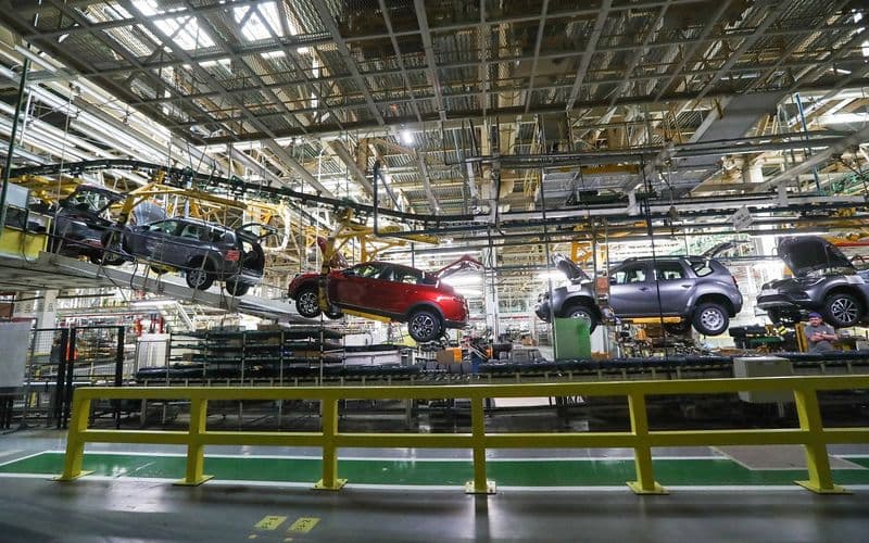 Fransanın avtomobil istehsalçıları süni nəfəs aparatlarının istehsalına başlayacaq