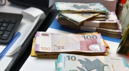 Vüsal Qasımlı: Yeni götürülmüş kreditlər üçün 500 milyon manatlıq da dəstək paketi olacaq