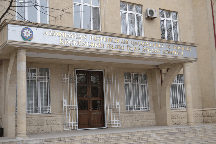 Yeni və ya təkrar status sənədi verilən məcburi köçkünlərin sayı açıqlanıb