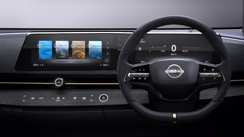 Nissan şaquli displeylərdən imtina etməyin 3 səbəbini açıqlayıb