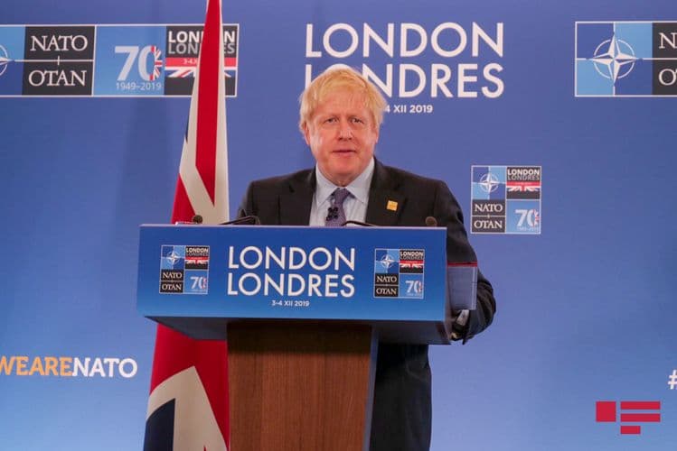 Baş Nazirin ofisi: Boris Consonun vəziyyəti stabildir