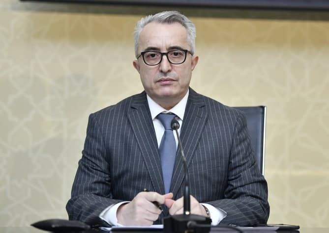 Hökumət: Evdə qalmaq tələbinə əməl olunmur