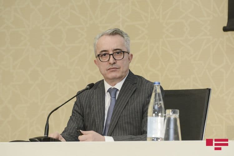 İbrahim Məmmədov:"Adamlara pul paylansa, daha çox adam işsiz qalacaq"