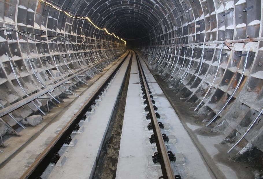 “Xocəsən” deposuna aparan tunellərdə qazıntısı tamamlanıb