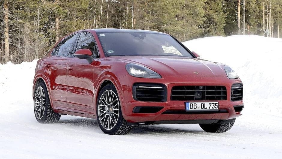 Porsche Cayenne GTS Coupe modelinin sınaqlarına start verib