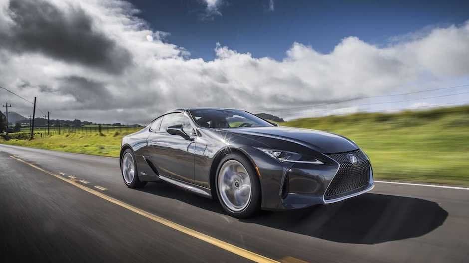Lexus LC kupesini yeniləyib