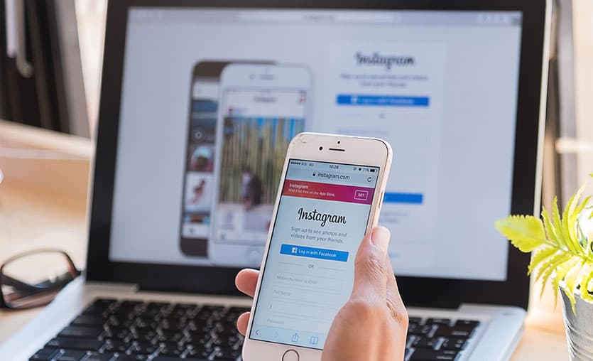 Instagram canlı yayım funksiyasını masaüstünə gətirir