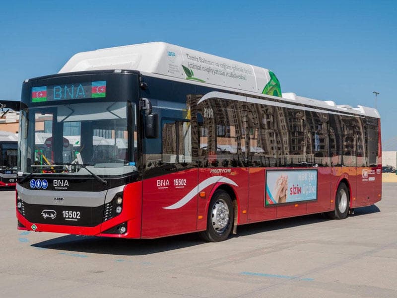 Bakıda ekspres marşrutlara əlavə avtobuslar cəlb edildi