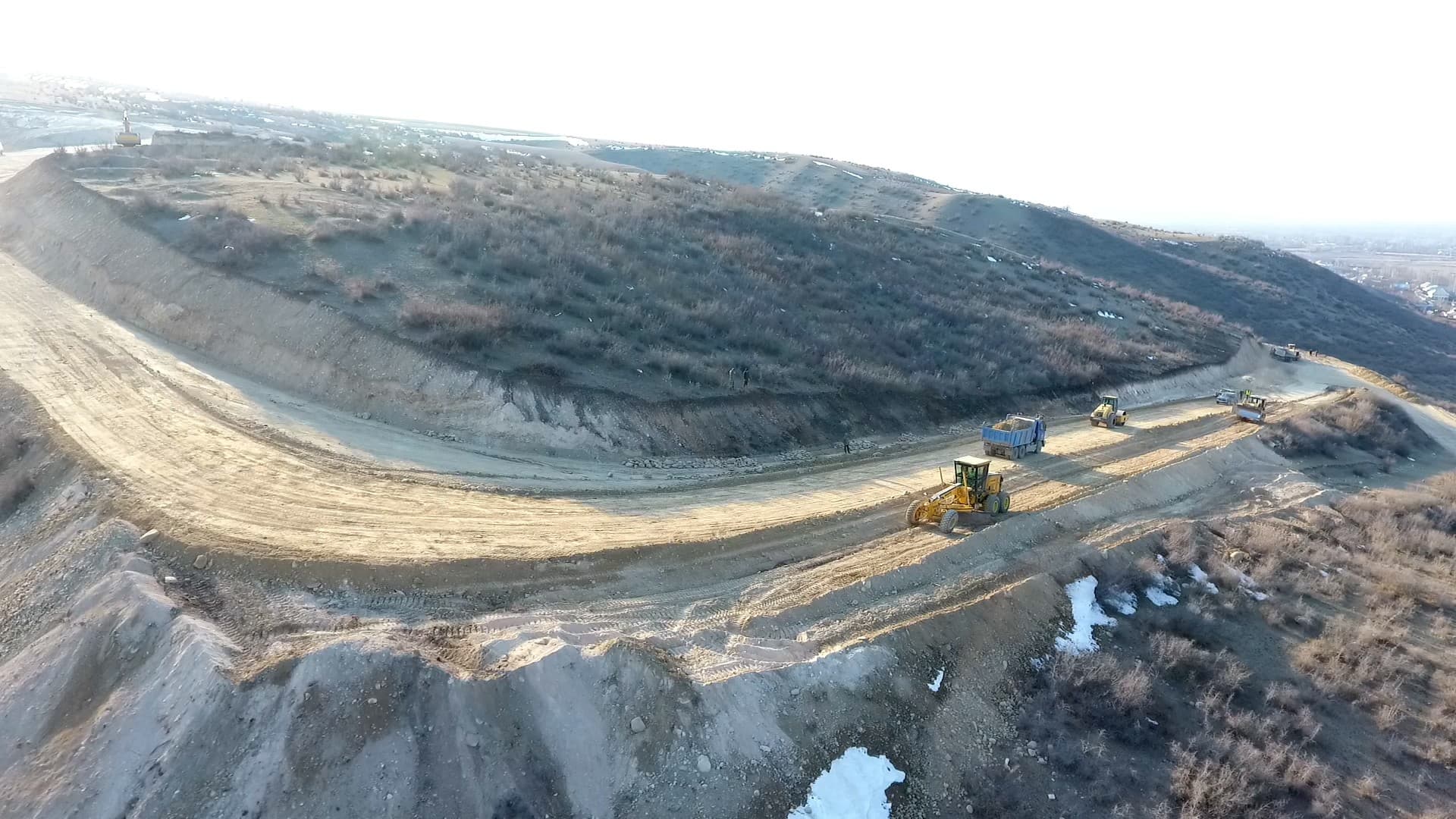 6 yaşayış məntəqəsini birləşdirən yol yenidən qurulur